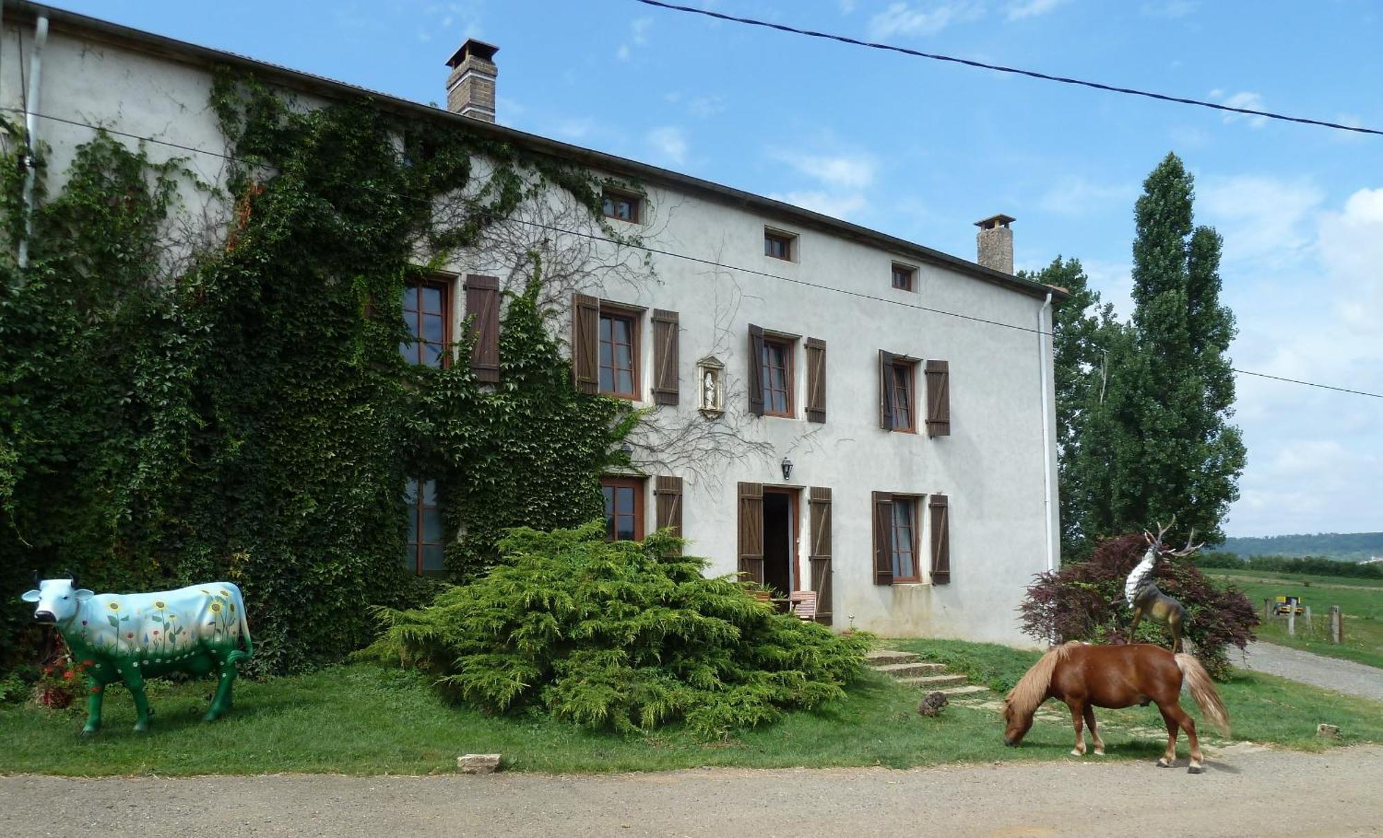 Ferme Du Montheu Bed and Breakfast Dommartin sous Amance Exteriör bild